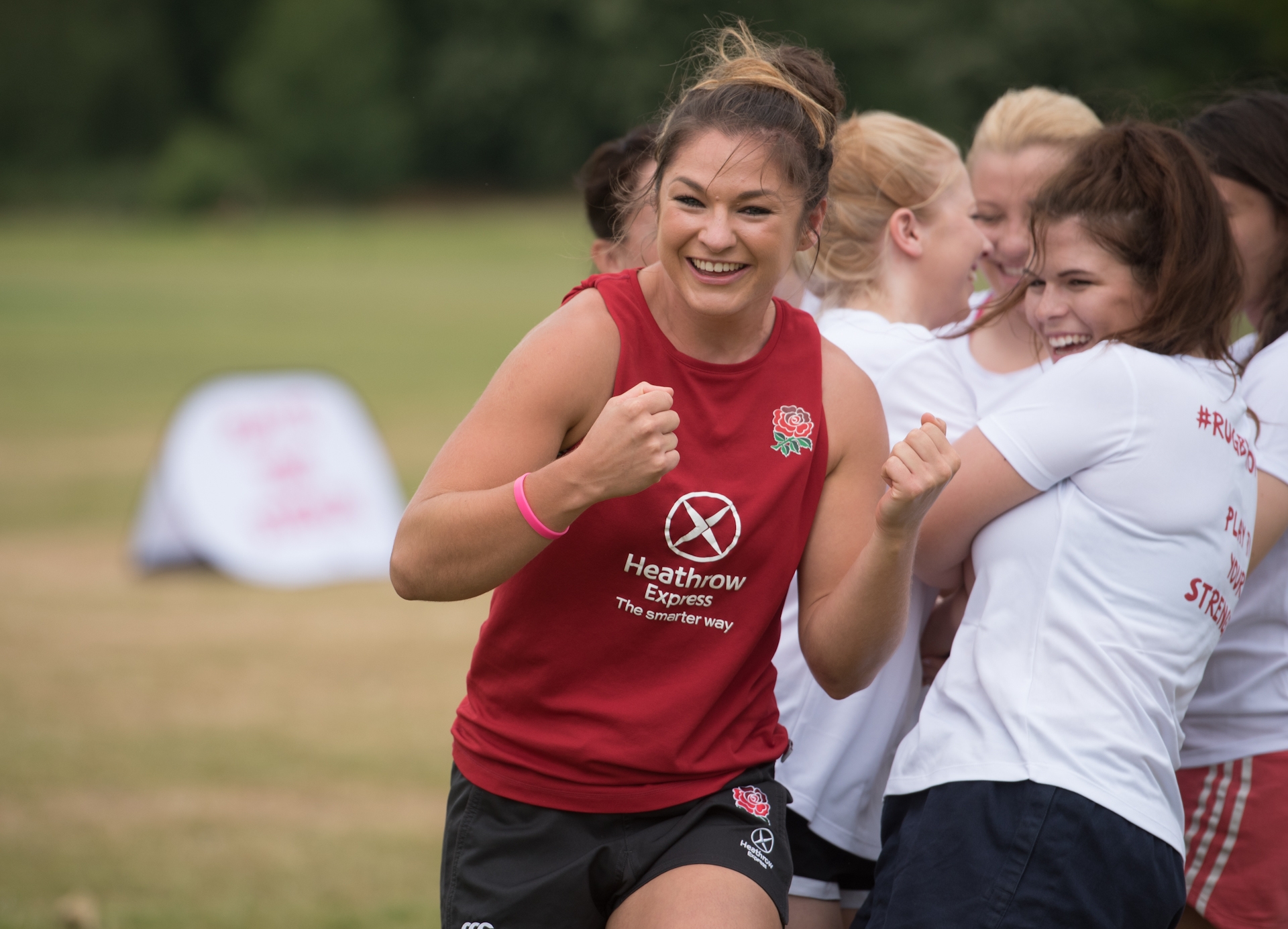 England Seven's Amy Wilson Hardy encourages Pitch up and Play participants 